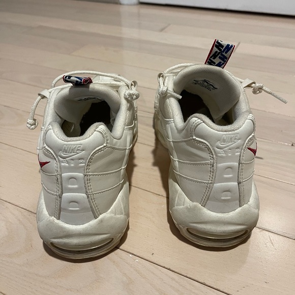 Beige/Off-White Air Max 95 - Picture 3 of 5